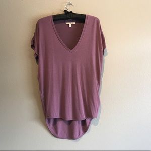Mauve V-Neck Hi-Lo Short Sleeve London Tee